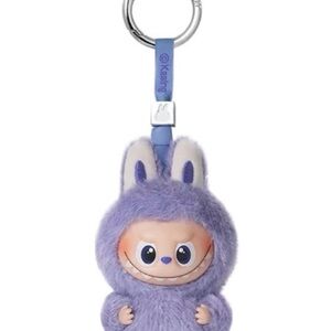 Labubu Pin for Love - ?